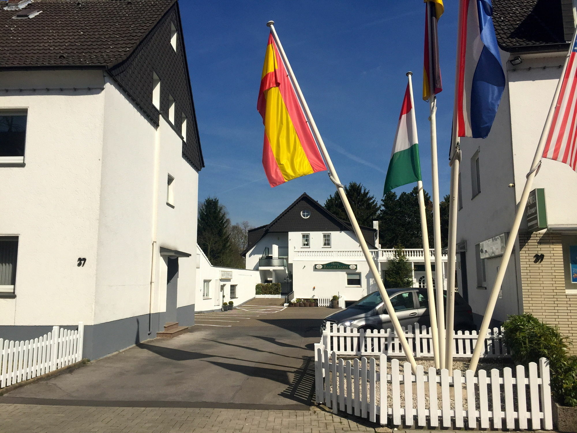 Hotel Ramor Garni Duisburg Exterior photo